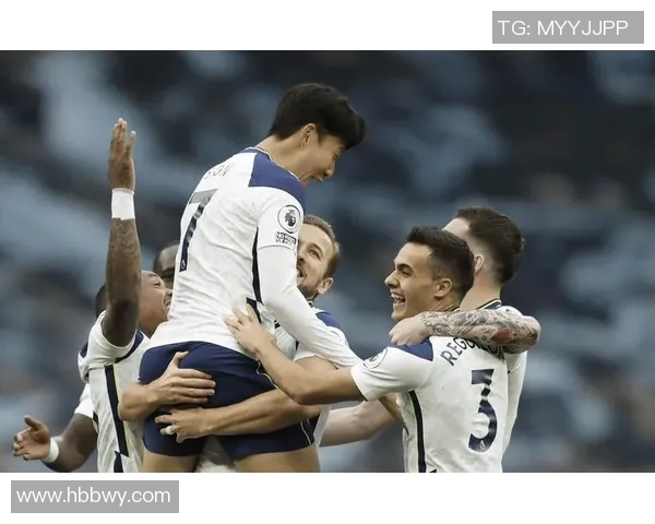 英超激战：热刺与莱比锡鏖战成平局补时进球引发全场狂欢