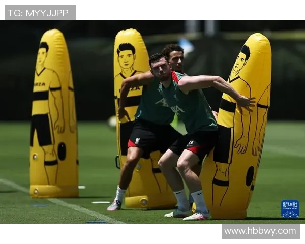 友谊赛精彩对决拜仁与利物浦战成平局逆转瞬间点燃全场激情