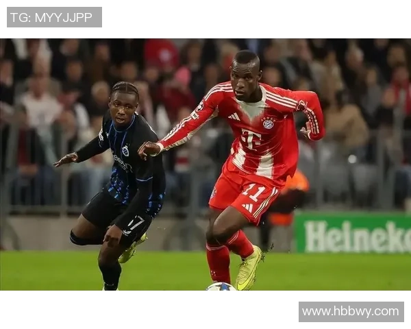 欧联杯精彩对决拜仁逆袭利物浦6比2神扑引发争议判罚全场沸腾