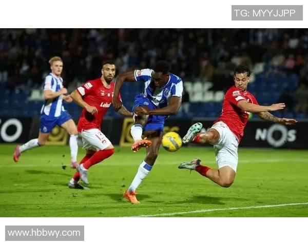 欧联杯波尔图大胜AC米兰点球大战瞬间点燃全场激情集锦 欧联杯波尔图大胜AC米兰点球大战瞬间点燃全场激情集锦