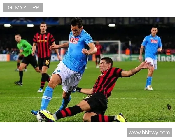 英超冷门：那不勒斯3-0击败AC米兰红牌事件引发全场热议