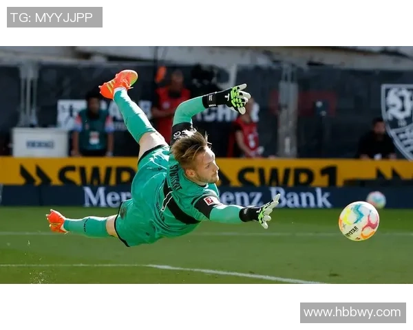 友谊赛尤文图斯与莱比锡战平一比一精彩扑救成焦点瞬间 友谊赛尤文图斯与莱比锡战平一比一精彩扑救成焦点瞬间