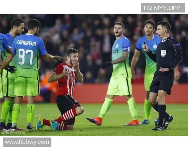 欧联杯激战国米与阿森纳0比0平乌龙球瞬间引发全场热烈反响集锦回顾